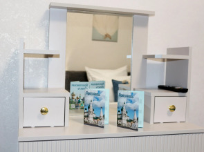 Квартира NiceAparts Евротрешка на Бурмакинской 7