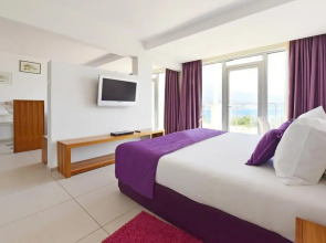 Отель Iberostar Herceg Novi