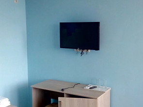 Guest House on Aivazovskogo 38