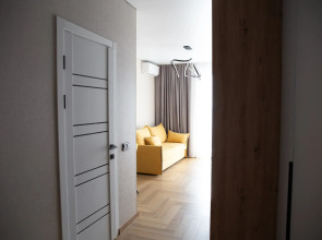 Апартаменты на Комарова