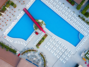 Отель Grand Park Lara