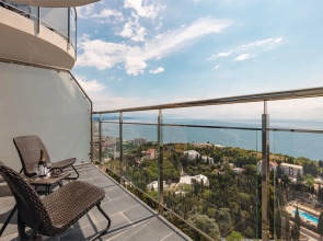 Апартаменты Крымский Рей Студия Blue Blues прямой вид на море