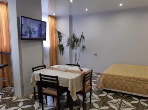 Апартаменты у Невы