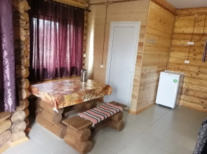 Belyij Dom Na Trasse M4 Don Hotel	