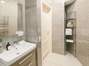 Квартира Большая трехкомнатная квартира с видом на Храм