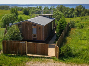 Частный дом с восхитительным видом на озеро Плещеево и город