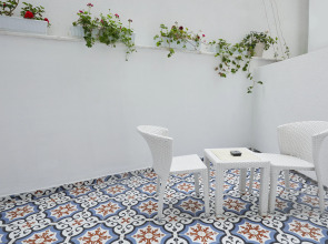 Albinas Hotel Old City