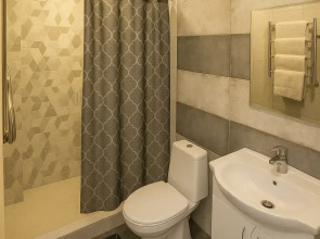 Отель Парадис