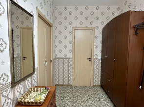 Квартира Garnet Apartments Уют