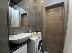 Квартира сети Неотель панорамная рядом с ВГУ, памятником Славы