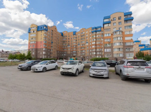 Квартира Happy House  Комарова 17/2