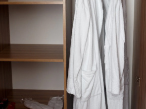 Отель Малахит