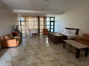 Отель Golden Beach By Sham Baku