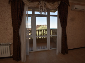 Отель Замок Азов