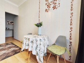 Апартаменты M.O.O.N. APARTMENTS Seifullina 500