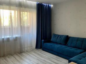 Апартаменты 2-комнатные с закрытой территорией на Захарова 26