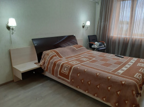 Апартаменты на Правой набережной Сугутки 1