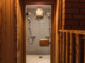 Бисерово Клуб