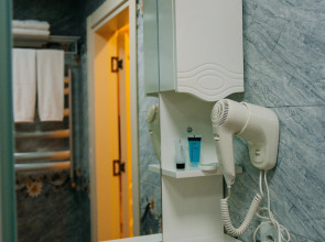 Отель The Clocktower