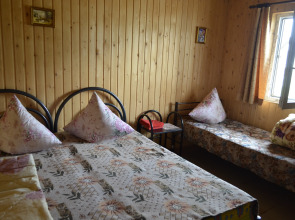 Belyij Dom Na Trasse M4 Don Hotel	