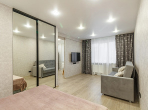 Квартира Не Вопрос с отличным ремонтом у Ледового дворца