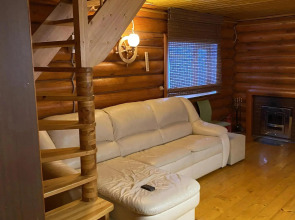 Частный дом на Волге