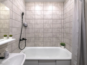 Апартаменты TopHouse на Нейбута  2А к4