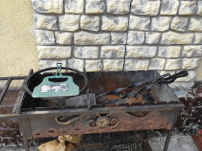 Частный дом в центре города у моря с садиком + мангал, парковка