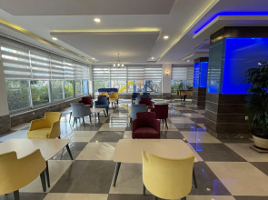 Апартаменты у моря 320 м с балконом