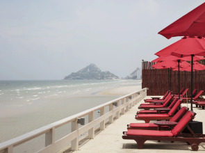 Отель Chom View