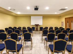 Отель Merit Crystal Cove Casino & SPA