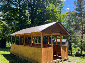 Шале Aishah House