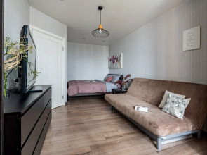 Квартира Sunrise у метро Satin home