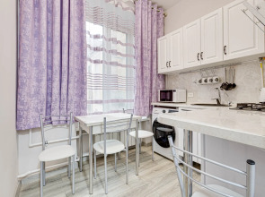 Апартаменты 2 ком в центре города на Набережной Грибоедова 68