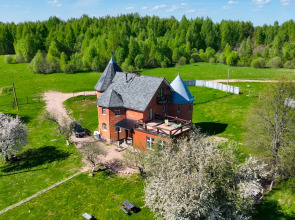 Гостевой Дом Замок в Лесу Пушкинские Горы