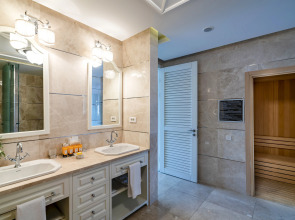 Mivara Luxury Resort & Spa Hot