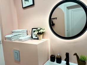 Квартира Ботаника в историческом центре от Wonderapart