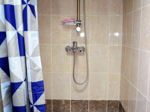 Хостел Делики