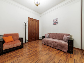 Квартира Уютная квартира на Мойке 32 DereMRents ДереМРентс