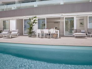 Отель Baobab Suites