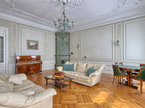 Апартаменты 1 MyhomeYourhome на Зверинской 42