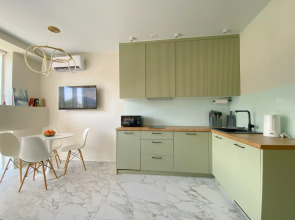 Квартира с видом на горы в центре Поляны