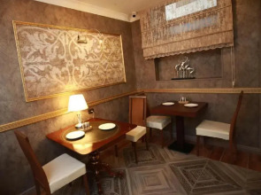 Отель West Inn Palace