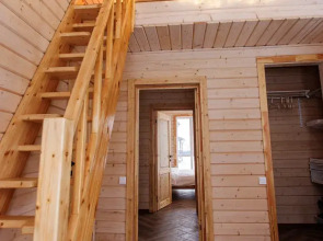 Частный дом Традиция отдыха - дом у озера c баней и купелью