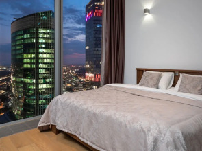 Студия для двоих на 74-м этаже