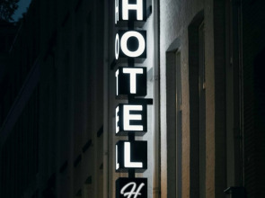 Отель Heaven Vip Airport Hotel