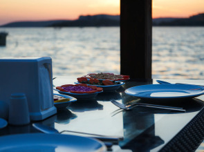 Отель Oscar Seaside Hotel & Spa