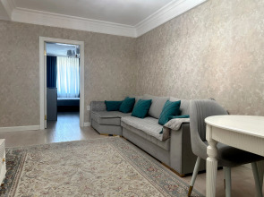 Апартаменты "Эленика" Двухкомнатные в Махачкале с видом на озеро