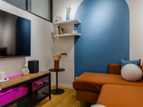 Квартира Magic Modern у метро Петроградская