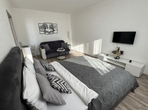 Апартаменты Ассорти на 12 Этаже с Потрясающим Видом на Реку Обь